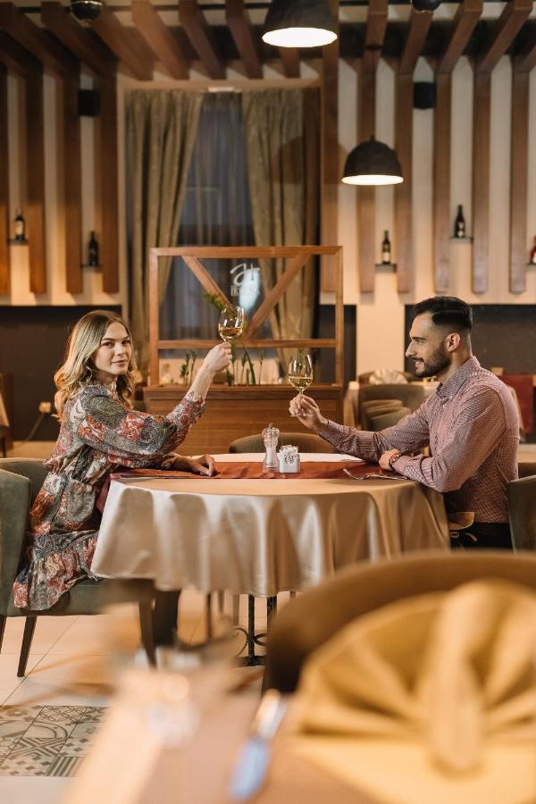 Hotel Jelena Banja Luka Exteriér fotografie