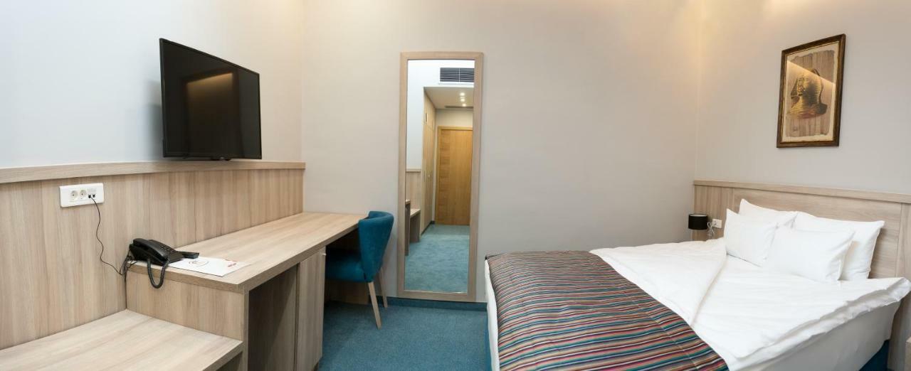 Hotel Jelena Banja Luka Exteriér fotografie